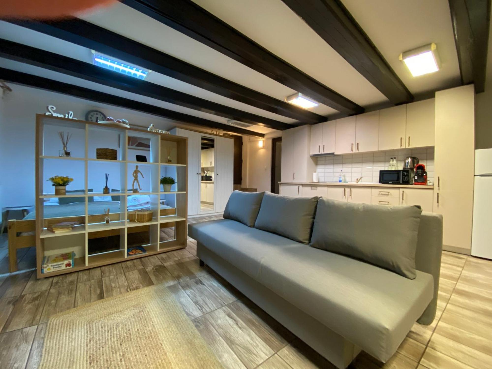 Piata Sfatului Brassai Plus - Annastasia'S Studio Braşov Extérieur photo